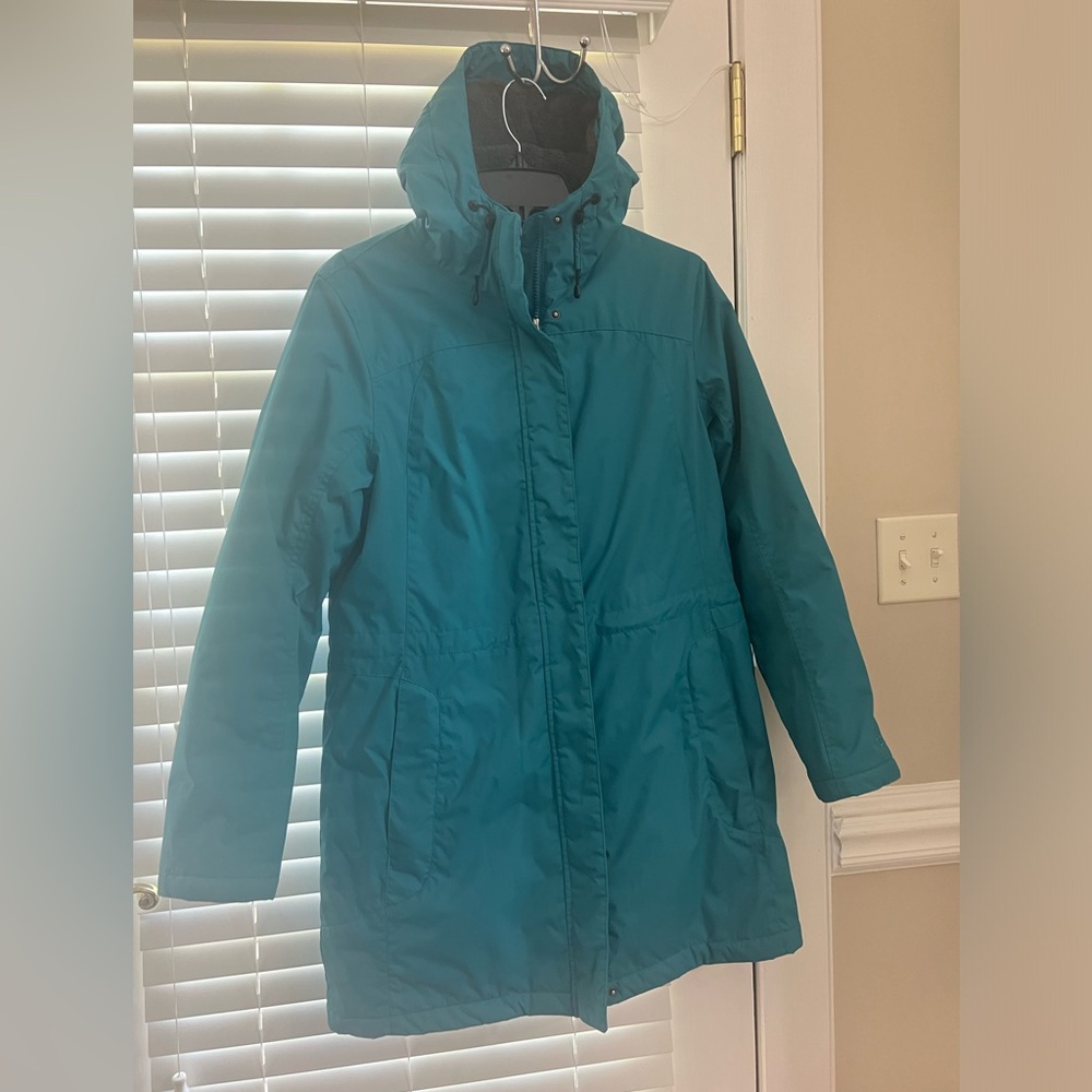 LL Bean Women’s Winter Warmer Jacket Coat Hoodie Medium /Regular